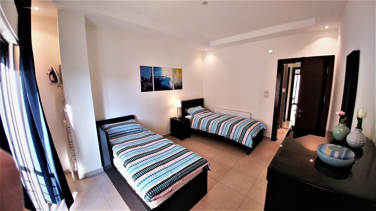 Apartmán Double Key By Hr Ammán Exteriér fotografie